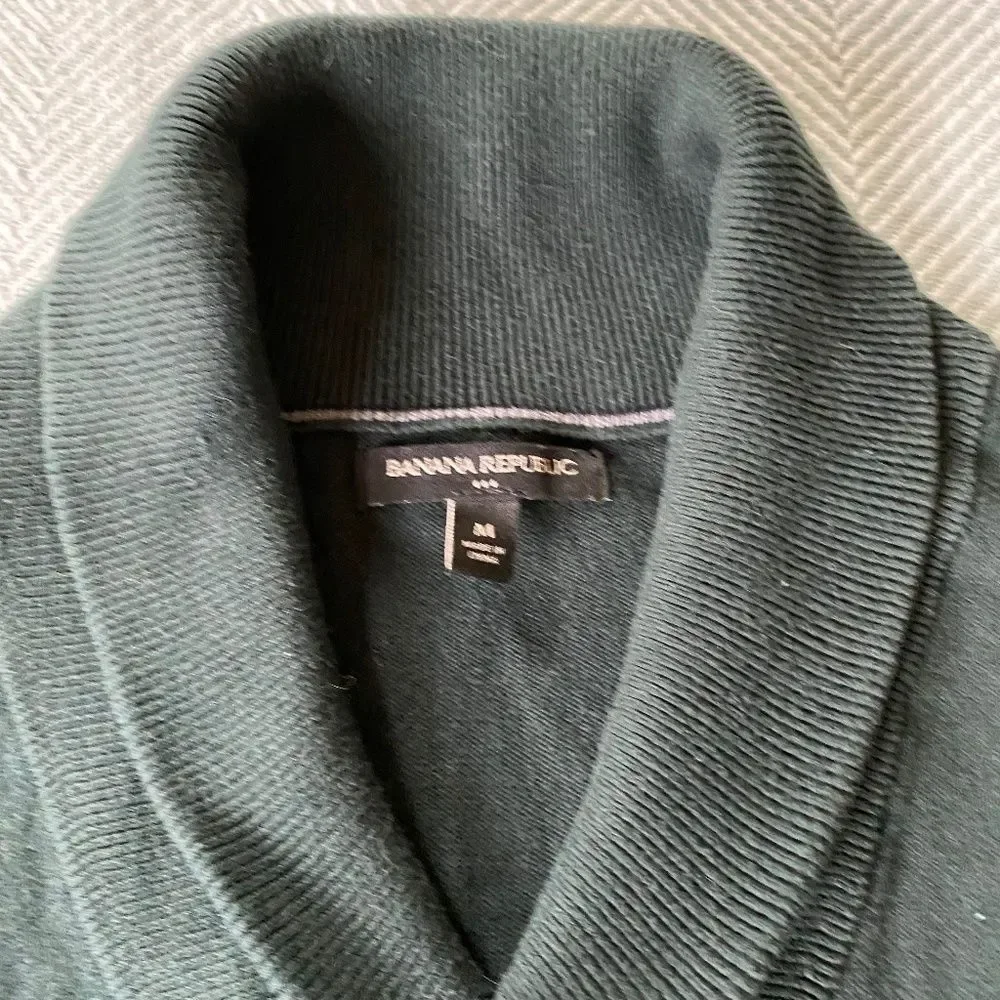 Banana Republic fine knit green cowl neck men's sweater Medium